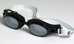 Fun products for the beach - Barracuda B-300 swim goggle
